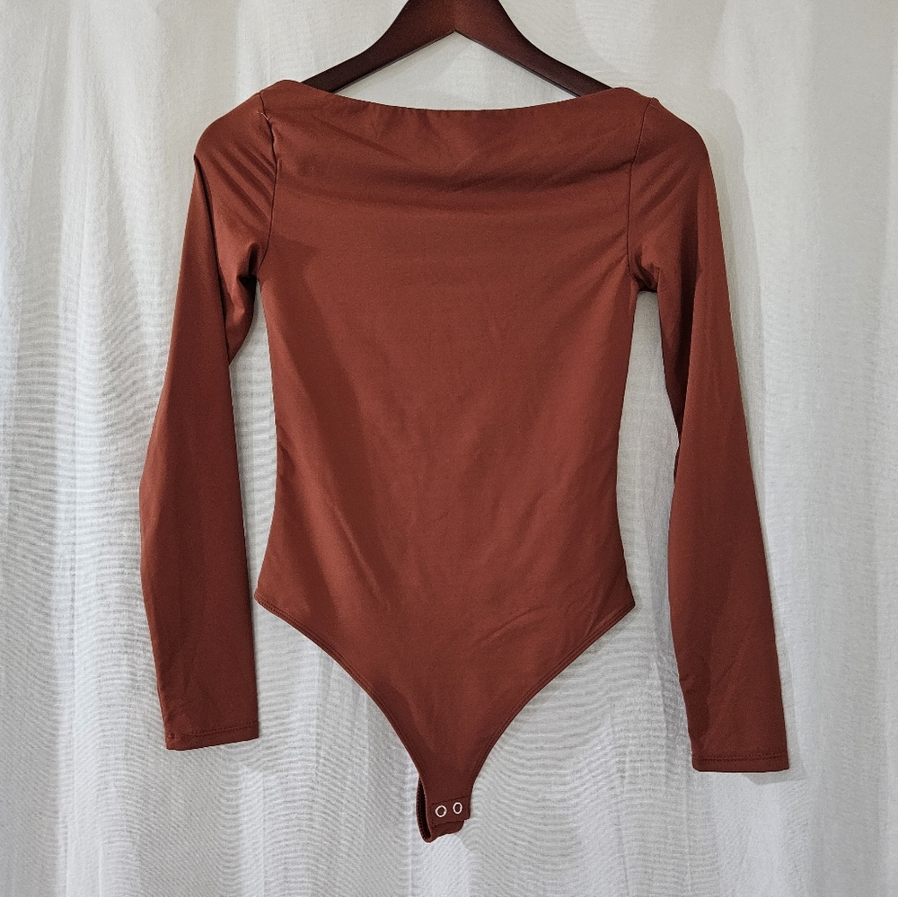 Rust Long Sleeve Off-Shoulder Bodysuit